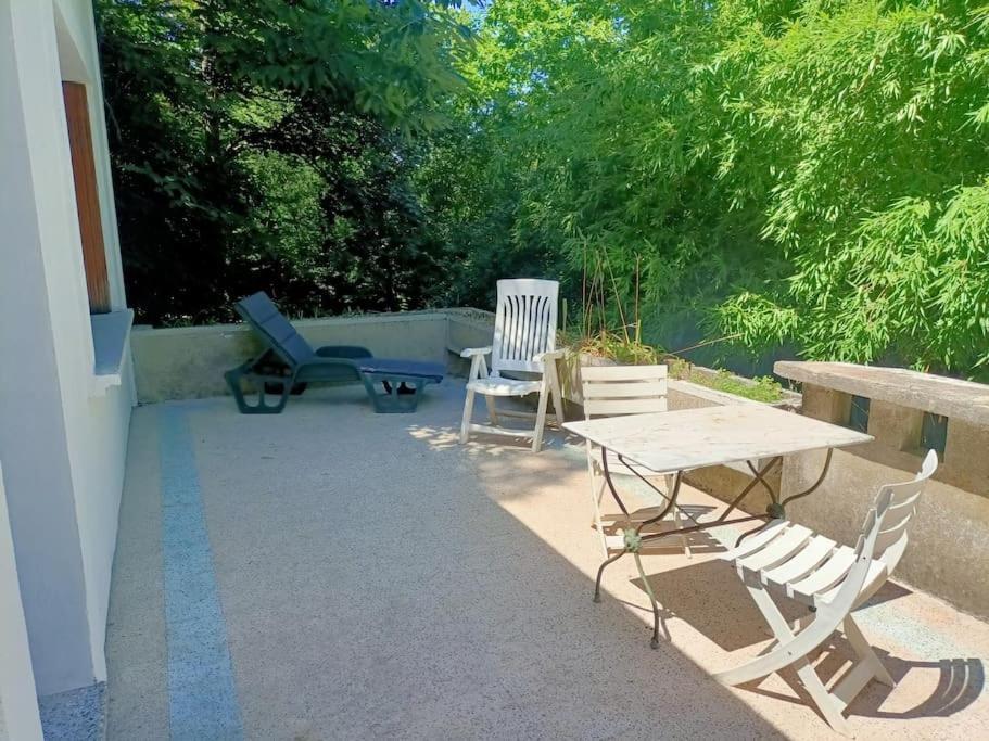 Villa La Colline Aux Oiseaux, La Tranquillite Des Bois Molieres-sur-Ceze Exterior foto